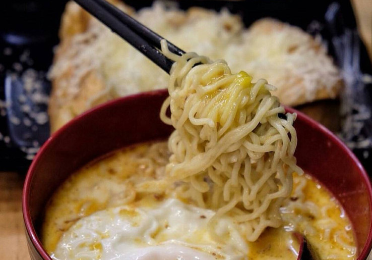 Endessssss, Mie Kuah Telor Asin Ala Kafe Ropang Plus Plus