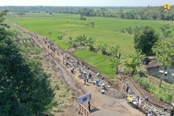 Buruh padat karya.(Foto: PUPR)