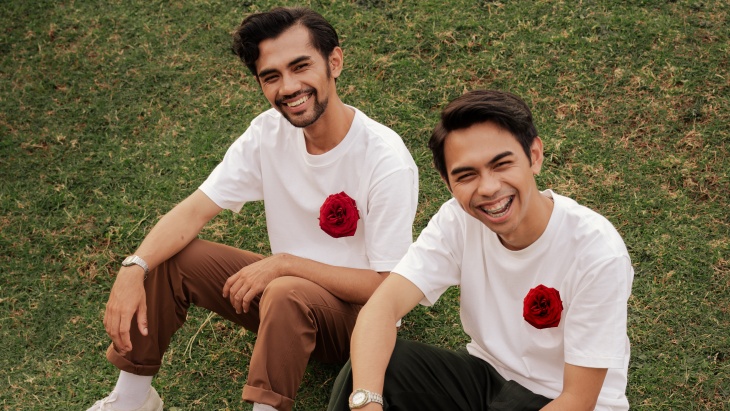 Dbatlayar Rayakan Move On dengan Lagu 'Mawar Merah'