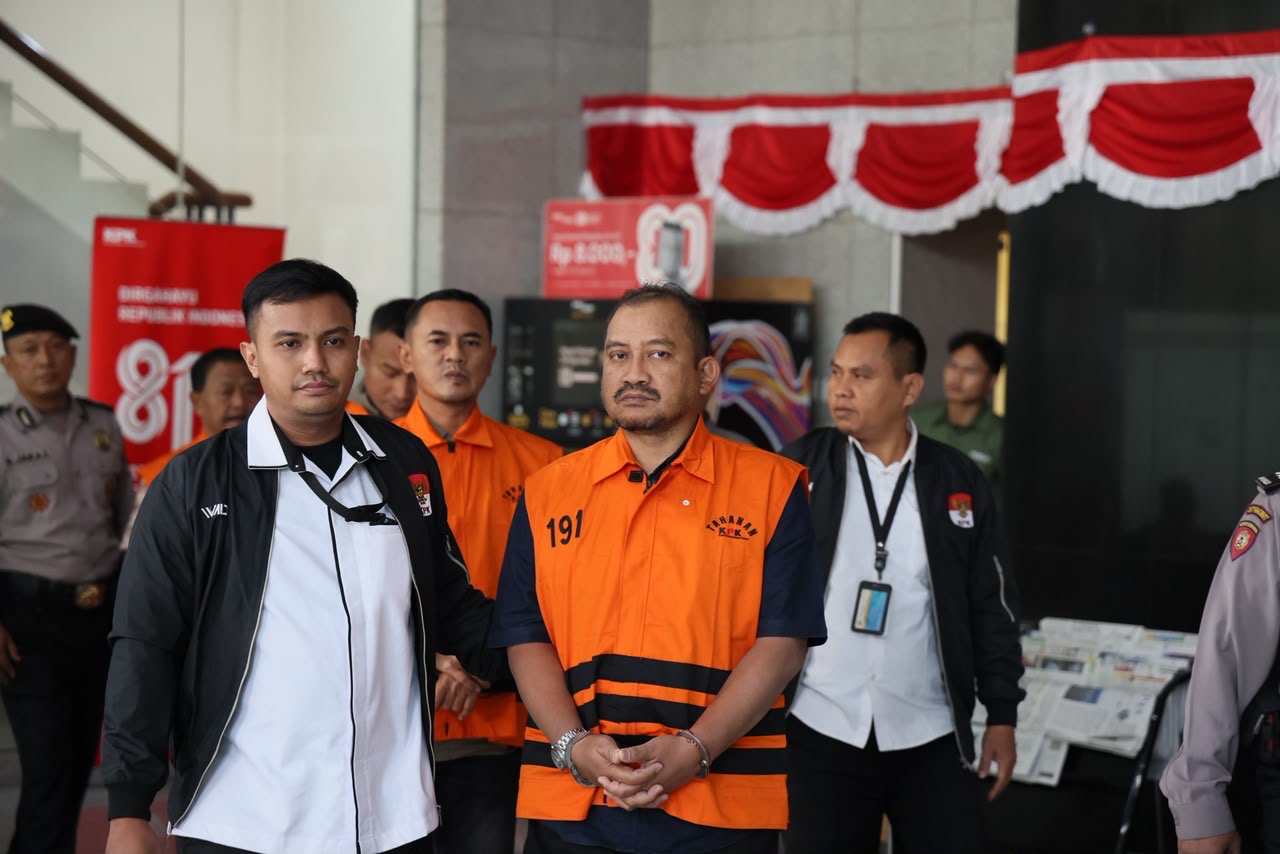 KPK Tahan Bupati Pemalang Anom Widiyantoro usai OTT, Diduga terkait Jual Beli Jabatan