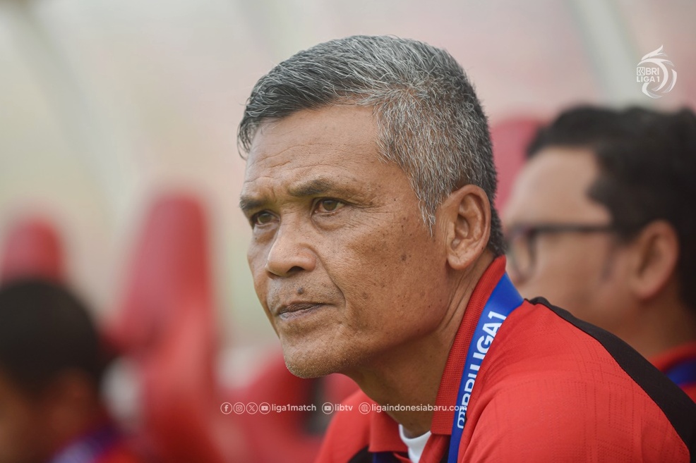 Hendri Susilo Jadi Pelatih Kedua yang Didepak di Liga 1 2024/2025