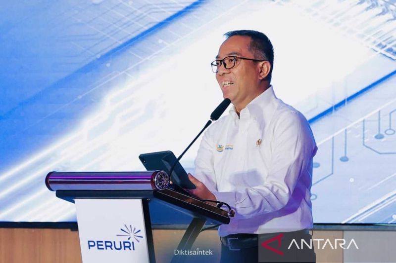 Menteri Pendidikan Tinggi, Sains, dan Teknologi (Mendiktisaintek) Brian Yuliarto