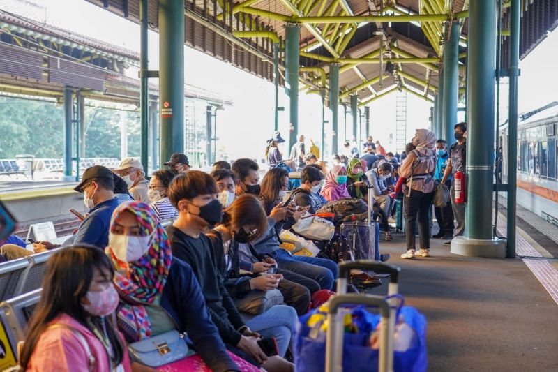4,39 Juta Orang Naik Kereta Api Selama Arus Mudik dan Balik Lebaran 2022
