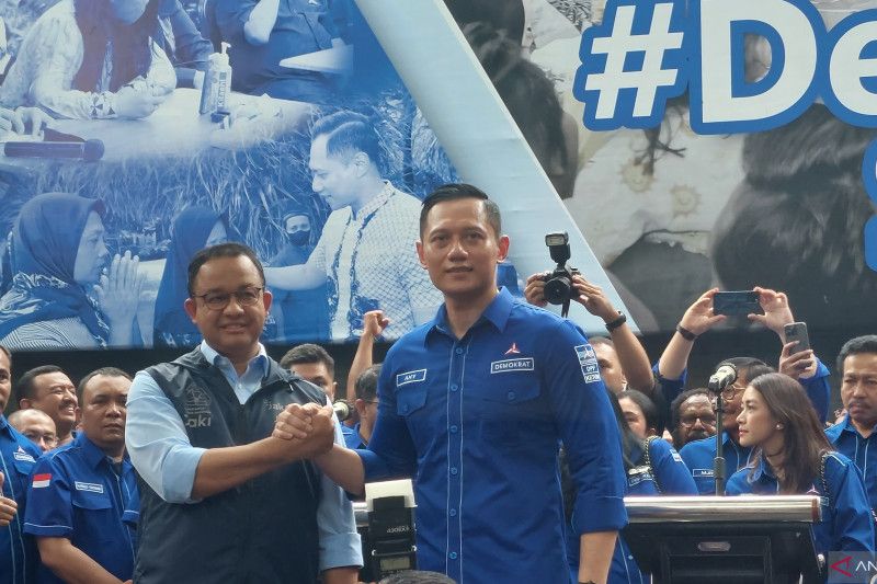 Anies Baswedan bertemu Ketua Umum Partai Demokrat Agus Harimurti Yudhoyono dengan tajuk Silaturahmi Politik Anies-AHY di Kantor DPP Demokrat, Jakarta Jumat. ANTARA/Boyke Ledy Watra