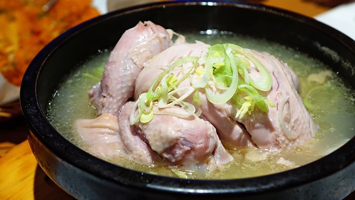 Sup Ayam Pengusir Flu, Benarkah?