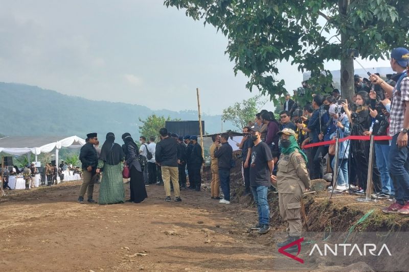 186 Personel Gabungan Jaga Pemakaman Eril