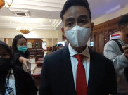Gibran Ancam Cabut SHP Kios Pasar Tradisional Solo yang Dijual Online