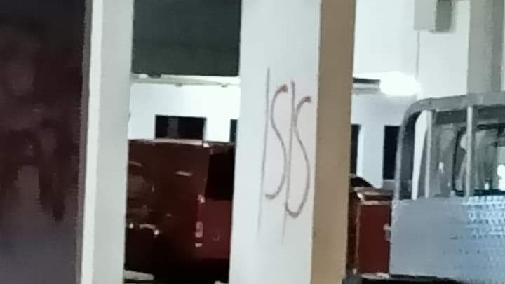 Pria Serang Pos Polisi di Singapura, Lantas Menulis ISIS