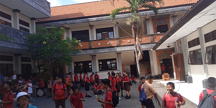 gempa bali