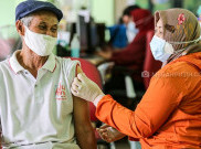 COVID-19 Bertambah di Atas 10 Ribu, Puncak Kasus Diprediksi Akhir Februari