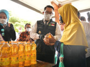 Pemprov Jabar Distribusikan 30 Liter Minyak Goreng ke 27 Kabupaten/Kota