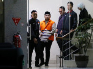 Pakai Rompi Oranye, Gus Yaqut Resmi Ditahan KPK Terkait Dugaan Korupsi Kuota Haji