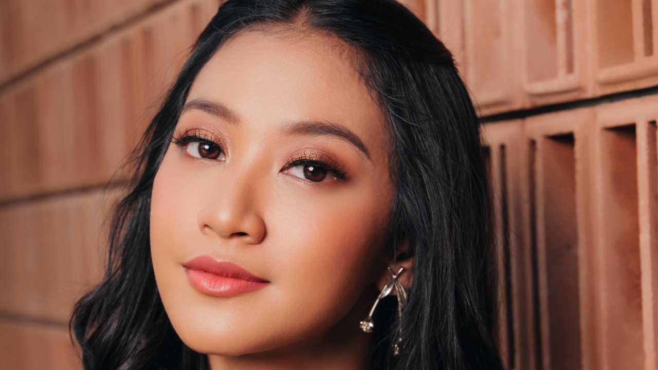 Lirik Lagu Hits Cakra Khan Salah Tapi Baik Dengan Warna Safira Zaza