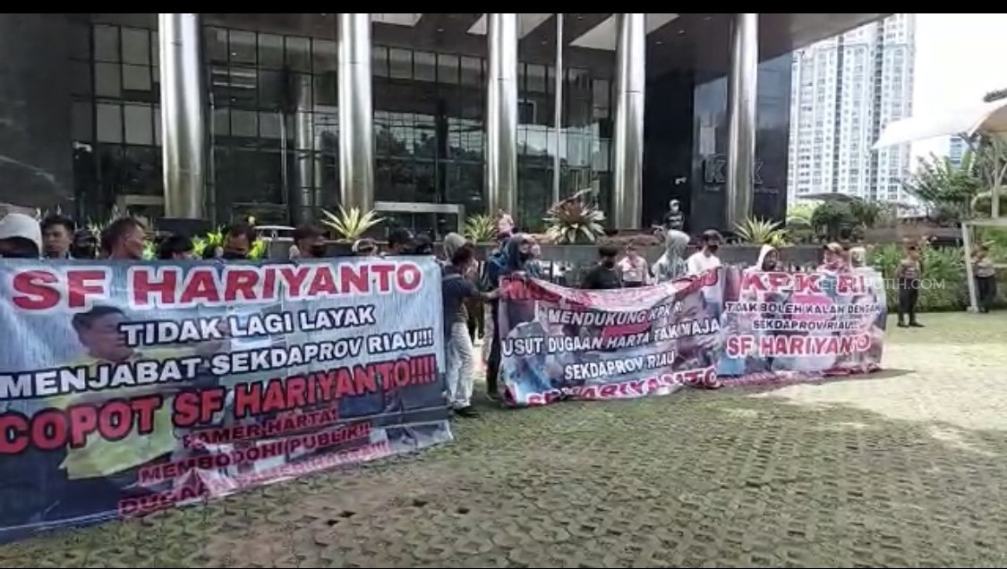 KPK Diminta Usut Harta Sekda Riau
