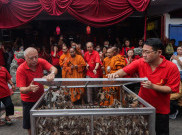 Ritual Tolak Bala Klenteng Tien Kok Sie Jelang Imlek