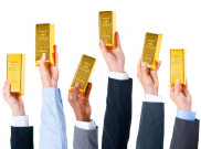 Harga Emas Antam Hari Ini 15 November 2025 Turun Rp50.000, Simak Perbandingan dengan Galeri24 dan UBS