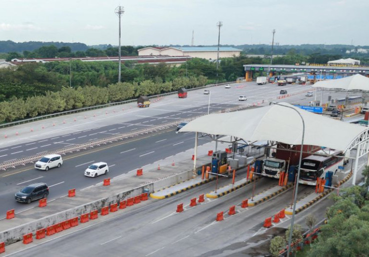Volume Kendaraan Masih Tinggi, Arus Balik Masih Dirasakan di Tol Jakarta-Cikampek