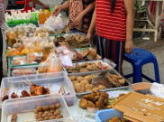 Ibu-Ibu Penjual Takjil Dadakan, Pemadam Kelaparan Saat Ramadan