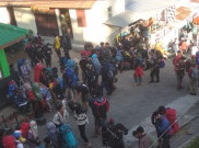 Viral Ribuan Pendaki Gunung Lawu Berjubel di Pintu Masuk Pendakian Candi Cetho