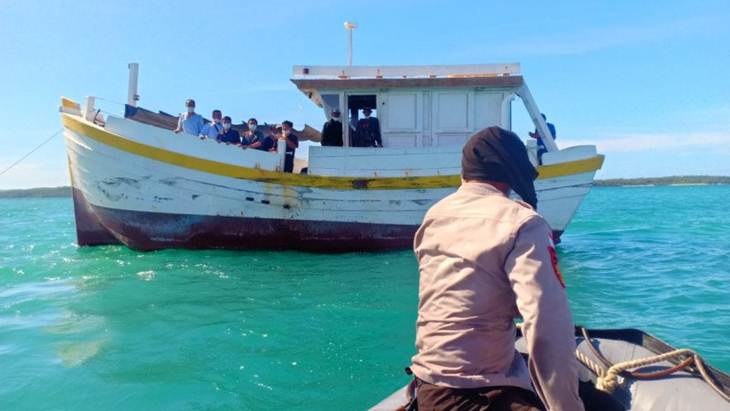 Dua Pria Tertangkap Selundupkan Enam Warga Tiongkok