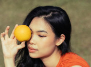Kalya Islamadina Rilis EP Perdana “Orange”, Ungkap Cinta Lewat Kejujuran