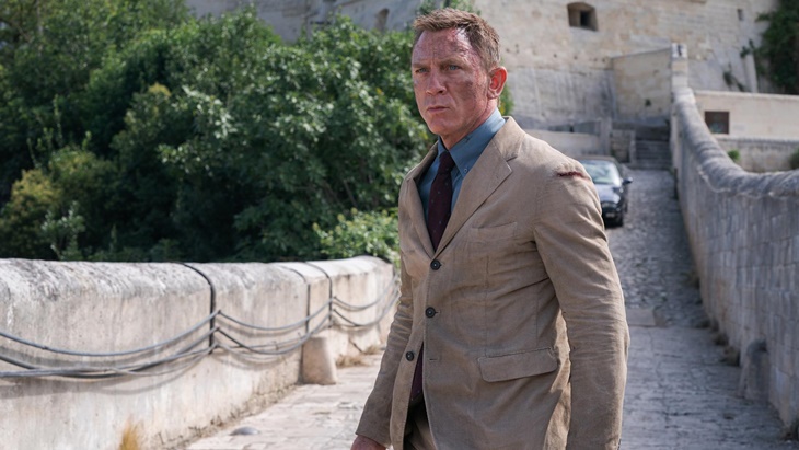 Menilai Seberapa Penting Aktor Muda Perankan James Bond