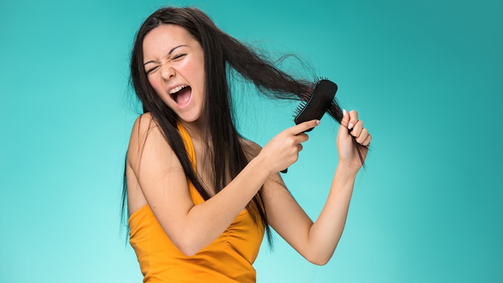 Sisir yang Tepat untuk Jenis Rambut Kamu