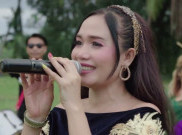 Lirik Lengkap 'Sasak Cicin' yang Viral dari Erny Ayuningsih