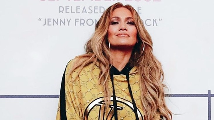 Viral! Jennifer Lopez Kembali Mengaspal Karena Ini