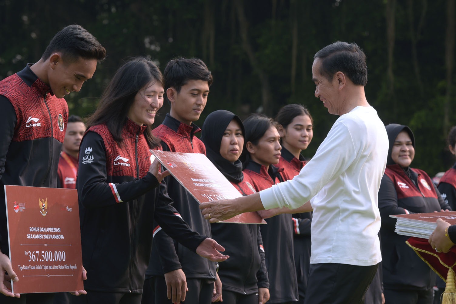 Menpora dan Presiden Jokowi Diundang Nonton Indonesia Vs Argentina