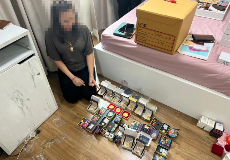 Polisi Thailand Gerebek Rumah Wanita yang Berbuat Asusila dengan Biksu Atichoti di Meja Bundar, Barang Buktinya Bikin Geleng-Geleng Kepala