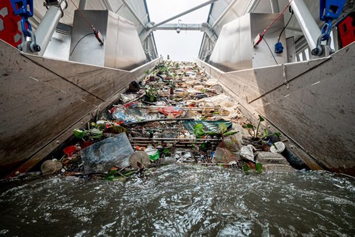 sampah sungai