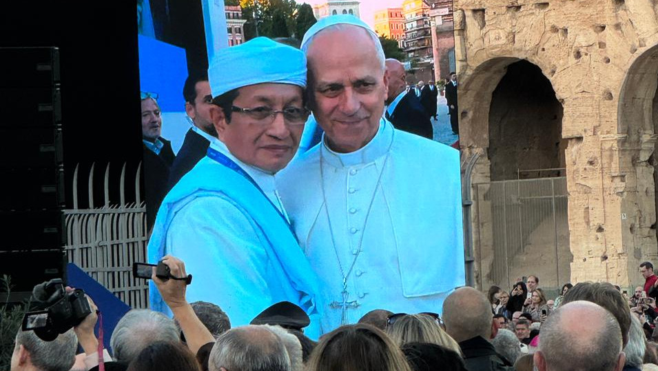 Menag Nasaruddin Umar Bahas Tindak Lanjut Deklarasi Istiqlal-Vatikan dengan Paus Leo XIV di Roma