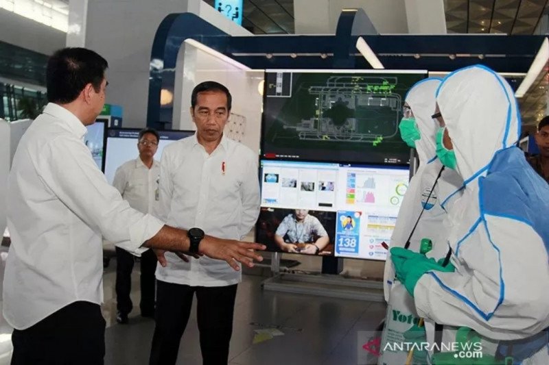 Presiden Jokowi: Saatnya Masyarakat Belajar, Bekerja dan Beribadah di Rumah
