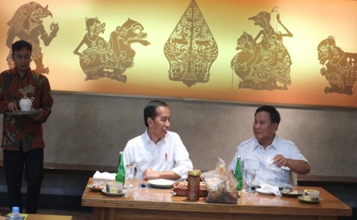 Jokowi dan Prabowo saat bertemu beberapa waktu lalu