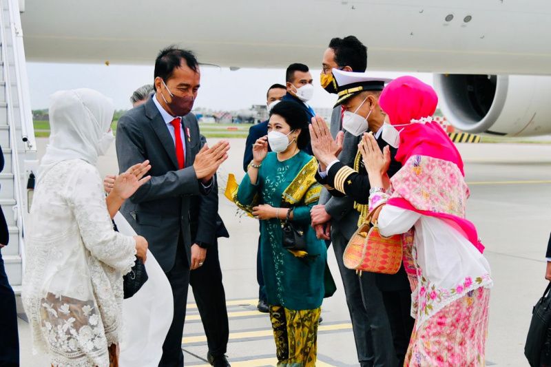 Jokowi Transit 2 Jam di Amsterdam Sebelum ke Washington
