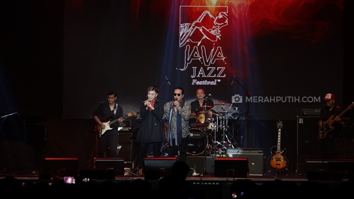 Tua Tua Keladi! Indonesia Legends Sukses Buat Decak Kagum Penonton Java Jazz
