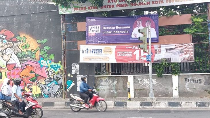 Spanduk Anies-Aher Capres dan Cawapres 2024 Bertebaran di Kota Solo