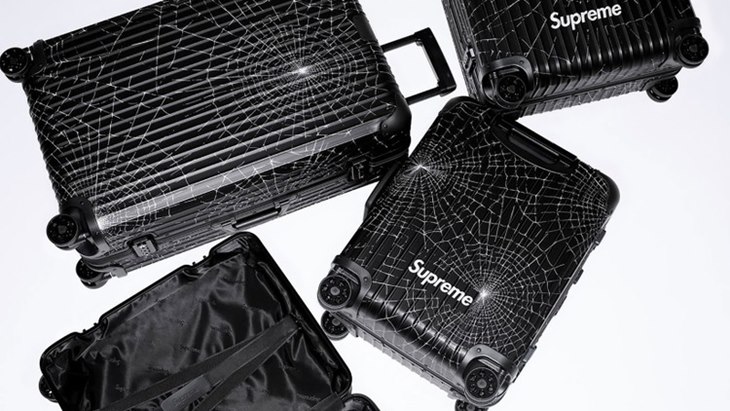 Motif Jaring Laba-Laba pada Rimowa X Supreme