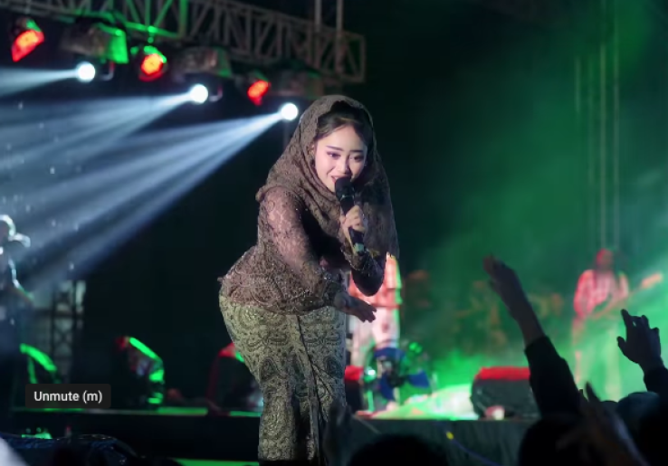Lirik Lagu Bukit Berbunga Viral Lagi, Dibawakan Ulang oleh SILVY K x OM HIMAWAN