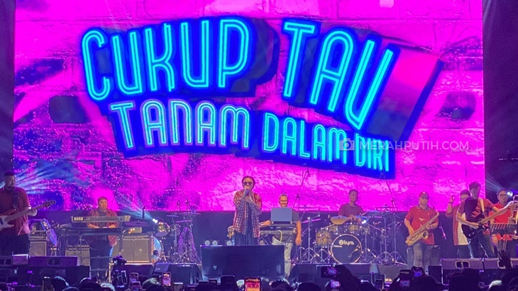 Rizky Febian Meriahkan J&T Connect Fest