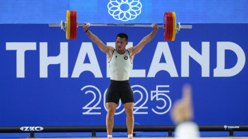 SEA Games 2025 Thailand: Rizki Juniansyah Raih Medali Emas Angkat Besi Pria 79kg