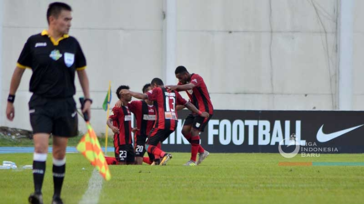 Persipura Pesta Gol ke Gawang Mitra Kukar
