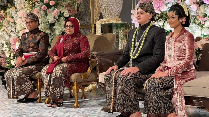 Pernikahan Putri Anies Baswedan Kental Nuansa Adat Jawa