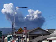 Satu Desa di Bandung Barat Terdampak Erupsi Gunung Tangkuban Parahu