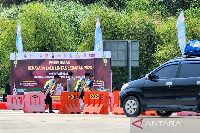 Pemudik Sengaja Tunggu One Way Arah Jakarta