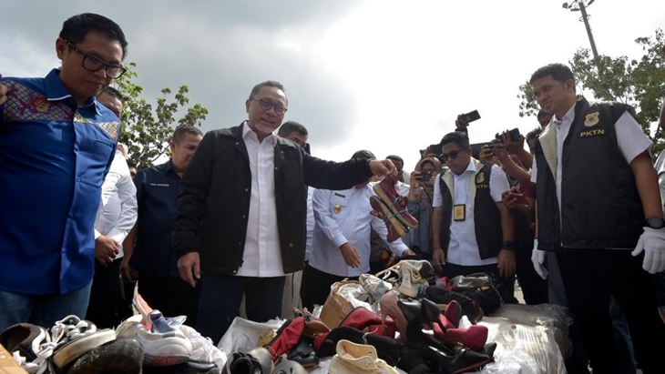 DPR Sebut Impor Pakaian Bekas Gerus Martabat Bangsa