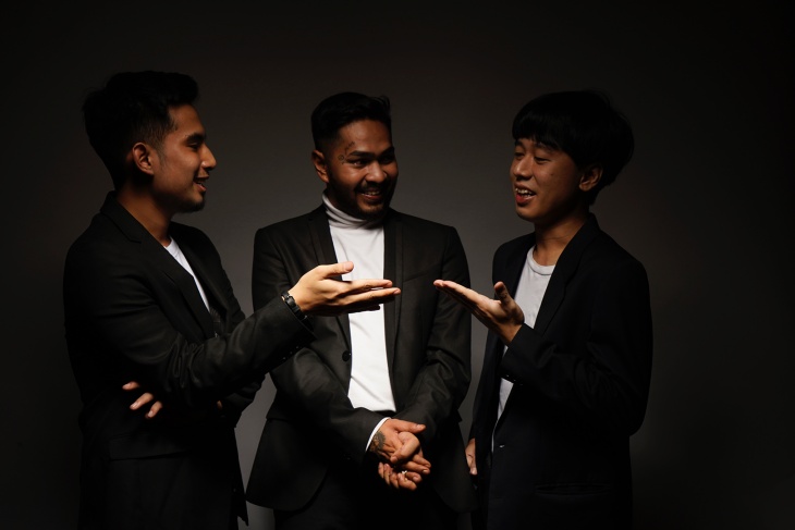 LYON Tuangkan Pesan Mendalam di Video Musik ‘Persimpangan Lara’