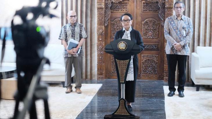 Di Tengah Wabah Corona, Pendatang dari Delapan Negara Ini Dilarang Masuk Indonesia