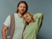 Lirik Lagu 'Times Square Jesus' dari The Favors, Romantis dan Penuh Harmoni